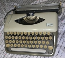 adler tippa s typewriter thumbnail