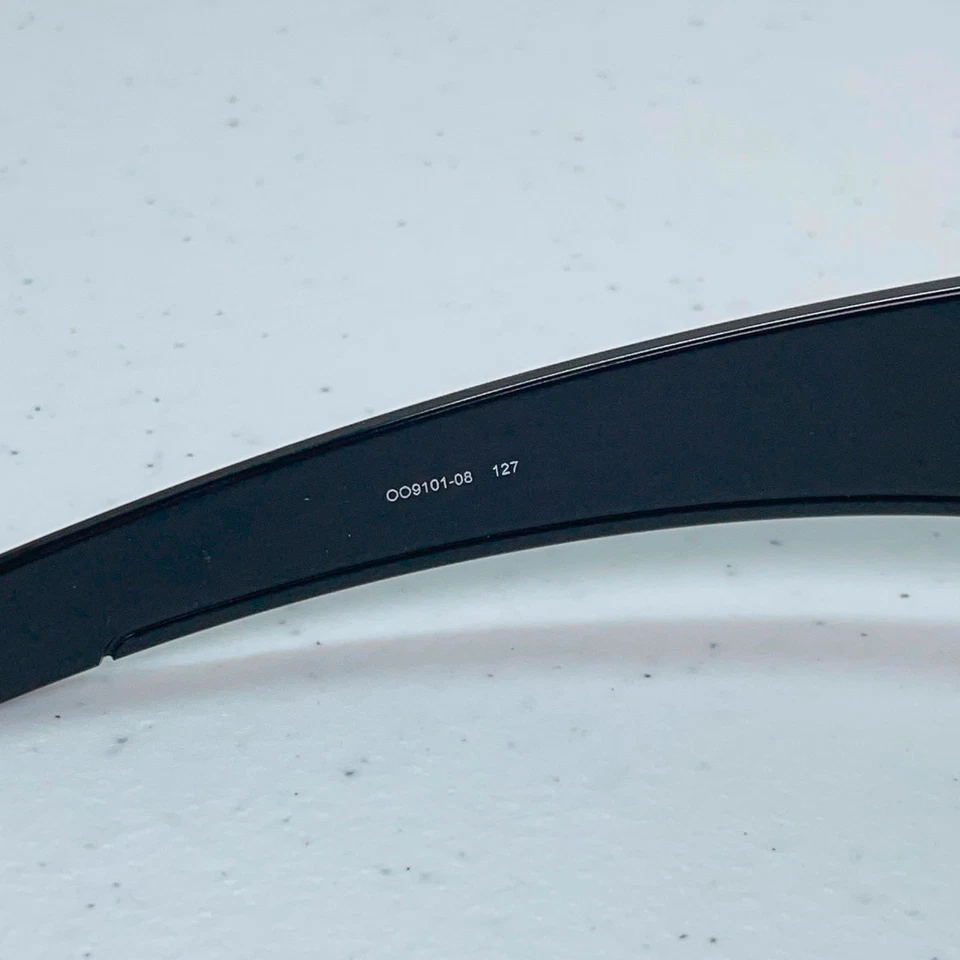 Oakley Sunglasses Batwolf Frame Only Bronze OO9101-08 - Image 4 of 4