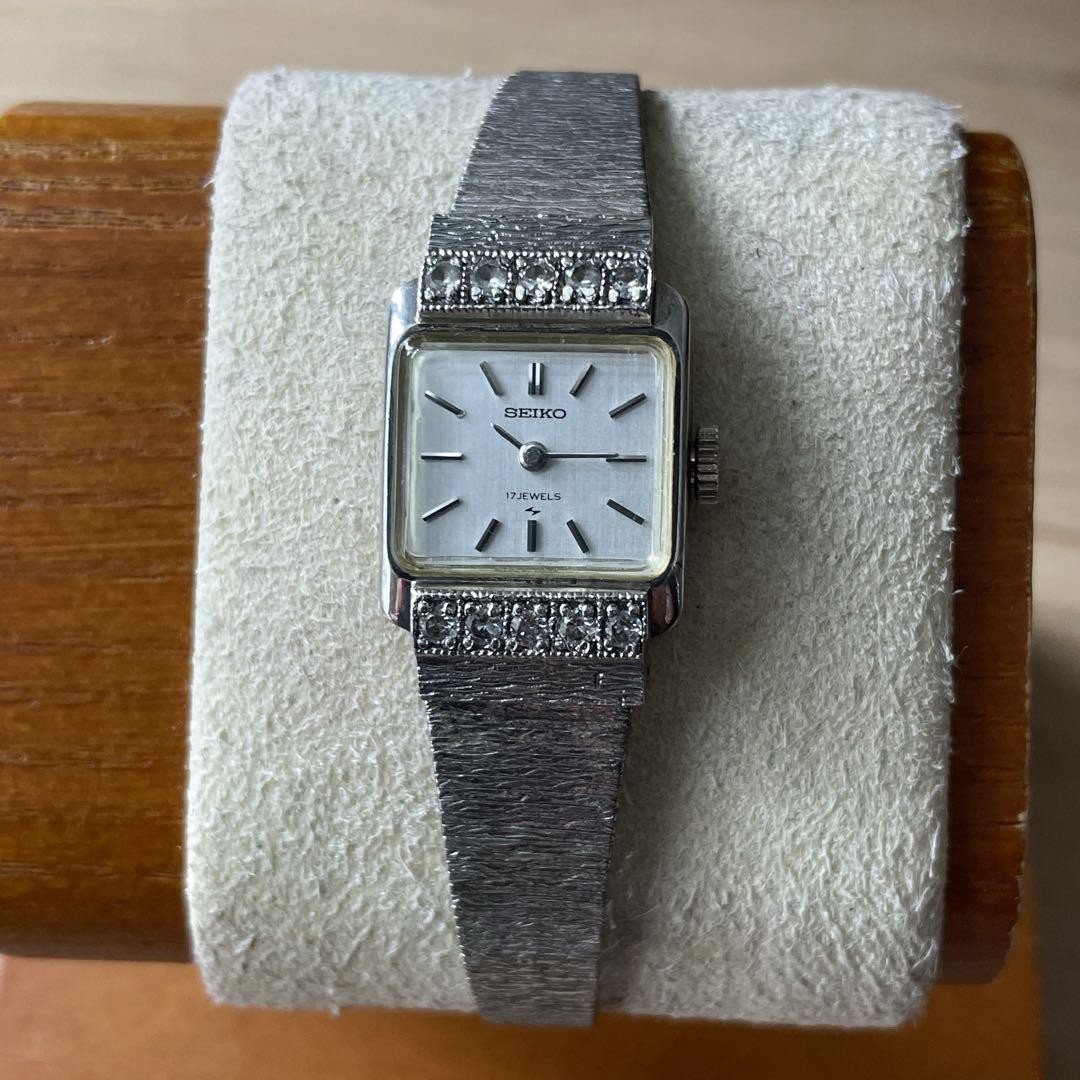 Vintage SEIKO Hand-Wound Mechanical Wristwatch