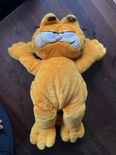 1981 Vintage Garfield the Cat 16  Plush by Dakin United Feature Syndicate
