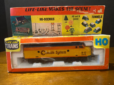 HO Scale Life-Like B&O 4472 Chessie System F7 Locomotive Vintage Advertising Box