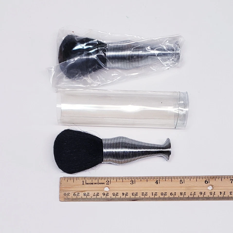 (2) Models Prefer Goat Hair Silver Spiral XL Powder Blush Bronzer Makeup Brushes - Image 3 of 4