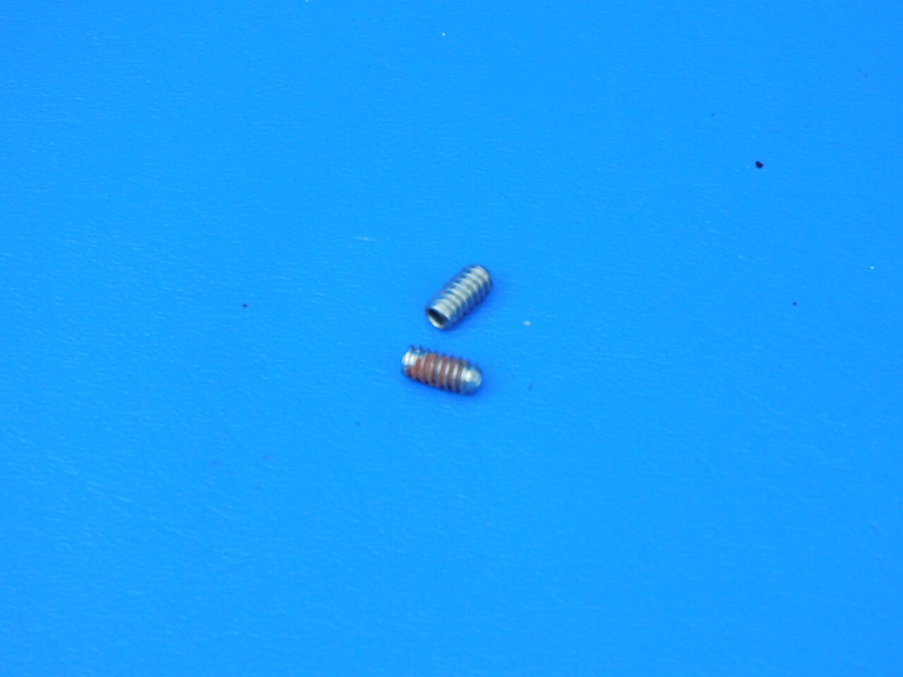 Samsung Refrigerator RF4287HARS Door Handle Set Screws 6009-001526