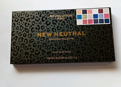 Revolution Pro Eyeshadow New Neutrals Smoked Shadow Palette Eye Make Up 