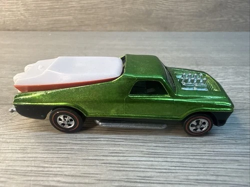1969 Hot Wheels Redline Seasider Green Dark Interior with Boat - U1825