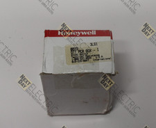 Micro Switch, 3LS1, Honeywell Plug In 200LS Precision Limit Switch Roller w Box