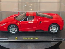 DeAgostini Ferrari Collection 1/24 Enzo Ferrari 2002 Red Diecast Model