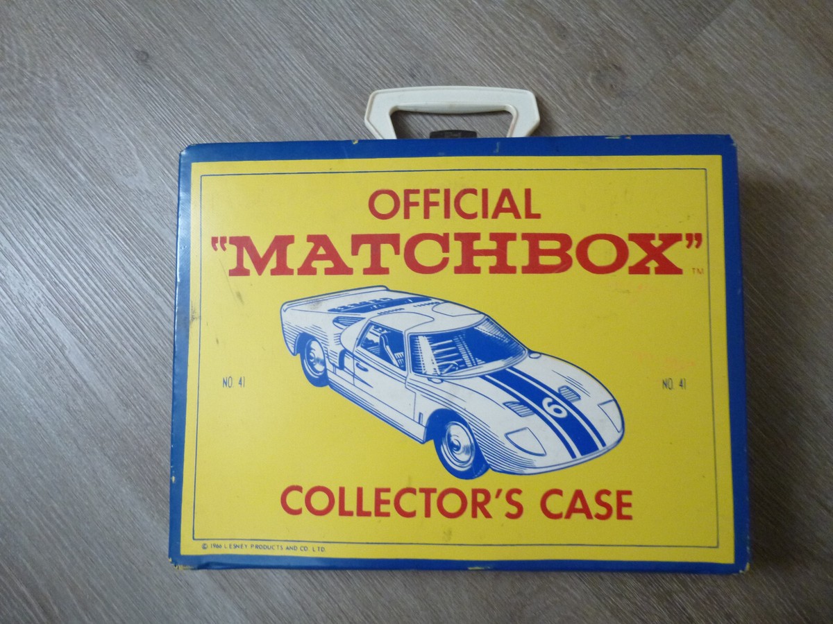 Official Matchbox Collectors Case 1966 #41 Holds 32 Cars | eBay