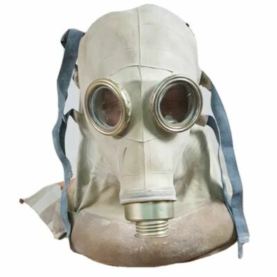 HALLOWEEN SOVIET POLISH SR-1 HEAD WOUNDED GAS MASK COLD WAR SCARY