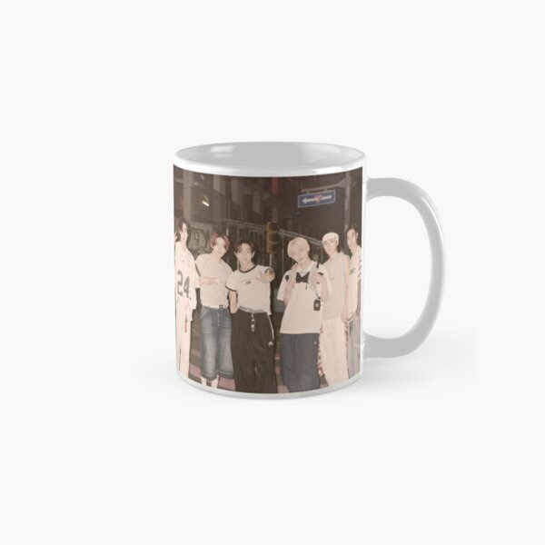 2025 Classic Mug Calendar - Perfect Gift for Family