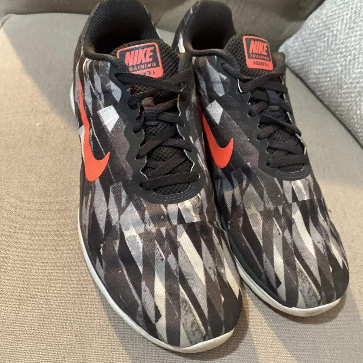 Nike training in top season tr 6