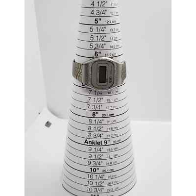 Women\'s silver digital watch. Quartz LCD Women main image 2
