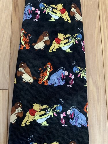 Disney Winnie The Pooh Men's Character Neck Tie - Vintage - All Characters - Picture 3 of 7