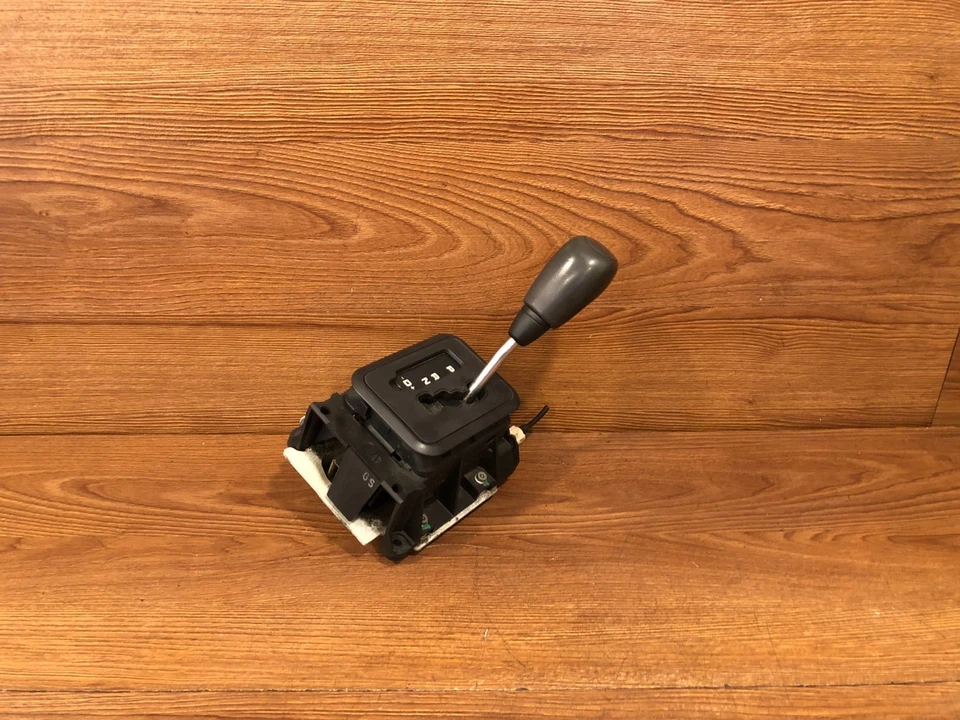 2003-2006 MERCEDES BENZ DODGE SPRINTER 3500 2500 FLOOR GEAR SELECTOR SHIFTER OEM - Image 2 of 4