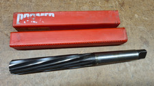 DORMER HSS Metric Morse Taper Shank Machine Reamer - 25mm - B101 Spiral Flutes