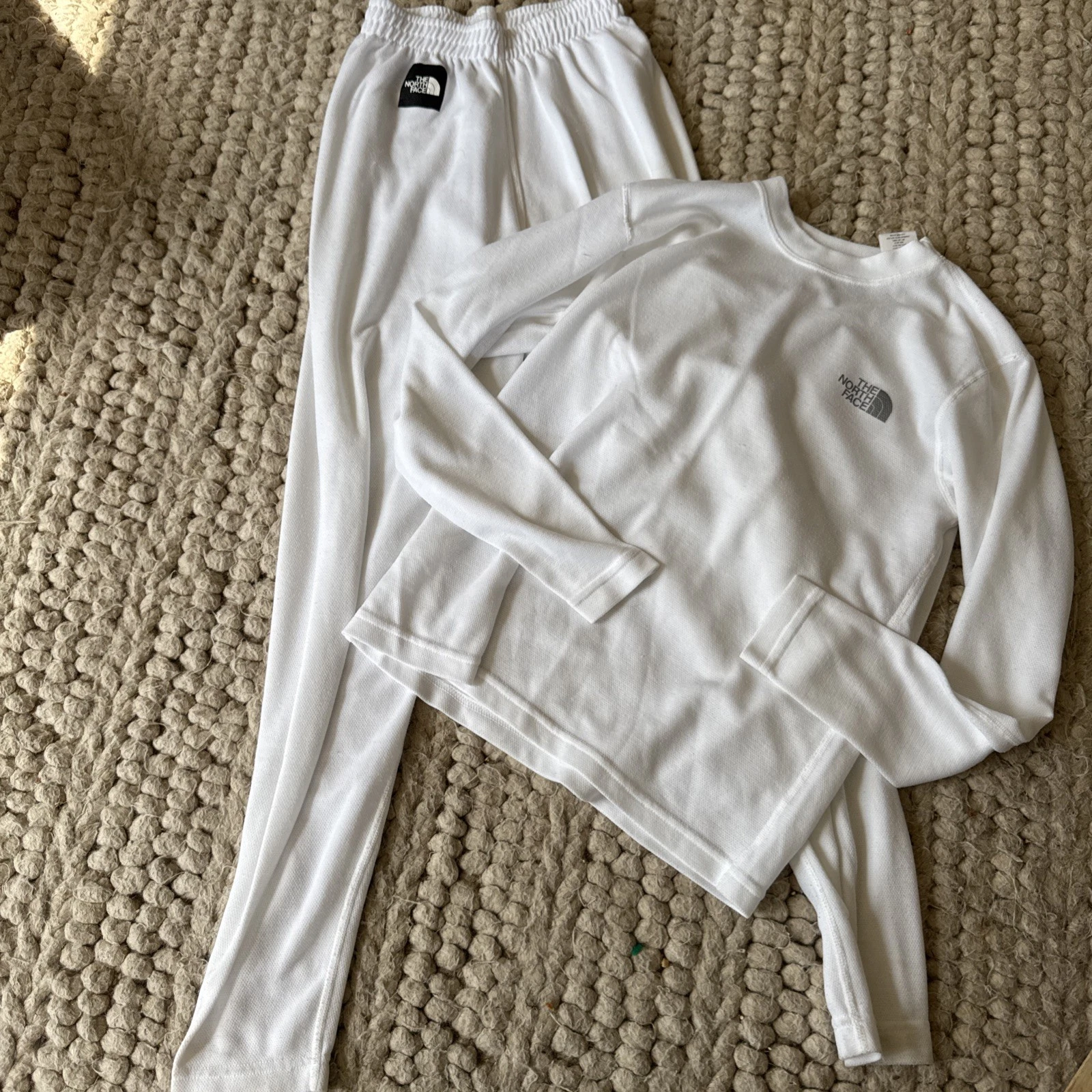 The North Face Lightweight Shell White Women’s Small Pants and Long Sleeve Set