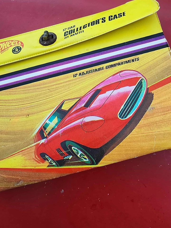 Estuche de colección Hot Wheels 1968 12 coches amarillo EE. UU. Foto 3 de 4