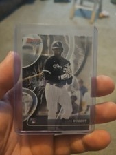 2020 Bowman's Best - Luis Robert #10 (RC)