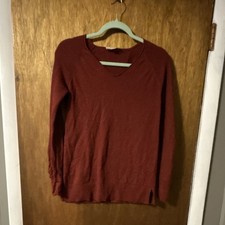 LOFT Outlet Burgundy Red Knit Pullover Sweater Women's V-Neck Long Sleeve XS
