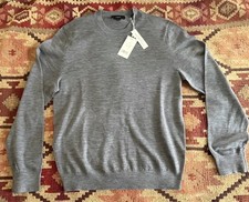 NWT Vince Men  s Gray Extra Fine Merino Wool XS Sweater