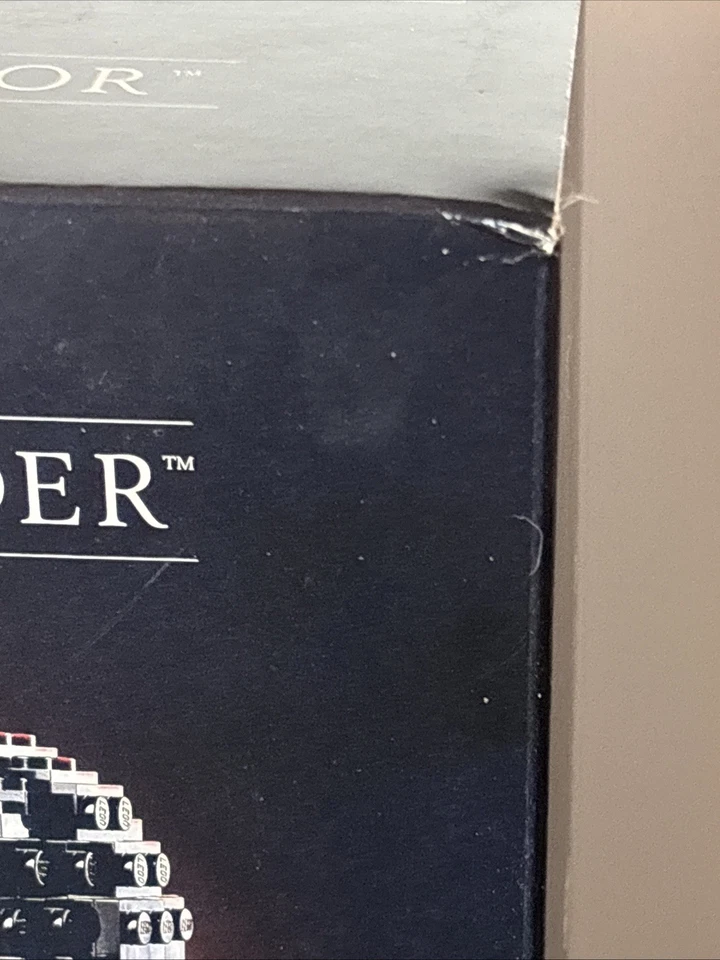 LEGO Star Wars Darth Vader Helmet 75304 New Sealed - Image 2 of 4