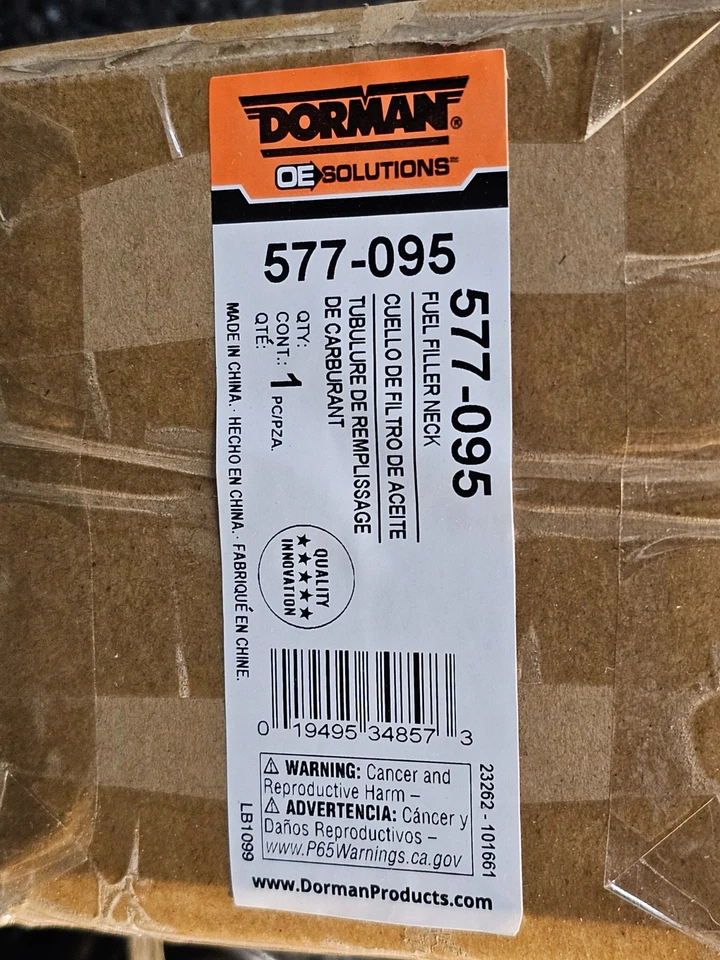 Cuello de llenado del tanque de combustible Dorman 577-095 para Chevy Silverado 1500 1999-2004 Foto 2 de 4