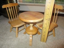 Solid wood Table & 2 Chairs Stands 6.5 inches