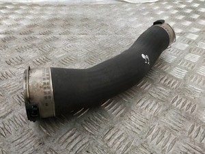 BMW 3 F30, F80 Ladeluftkühlerschlauch S21108A 2.00 Diesel 135kw 2012 17719587