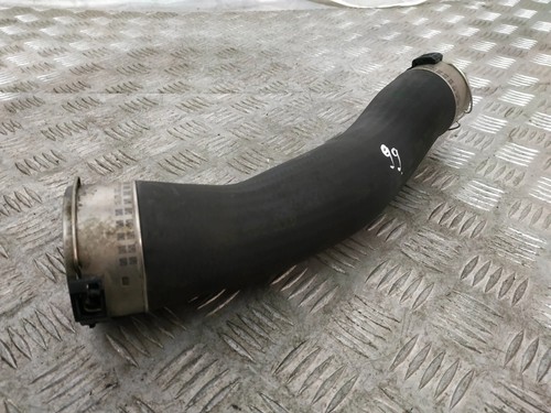 BMW 3 F30, F80 Ladeluftkühlerschlauch S21108A 2.00 Diesel 135kw 2012 17719587