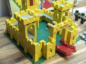 Lego 375 Yellow Castle 100% Original Box RARE Box Knights Vintage Knights Castle