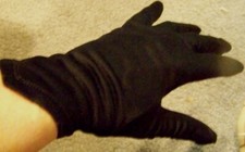 WOMENS KAVSER USA MADE BLACK 2 PIECE LONG EVENING NYLON GLOVES - SIZE 7