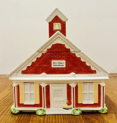 VINTAGE AVON MRS ALBEE'S SCHOOLHOUSE COOKIE JAR   MINT CONDITION - Picture 1 of 7