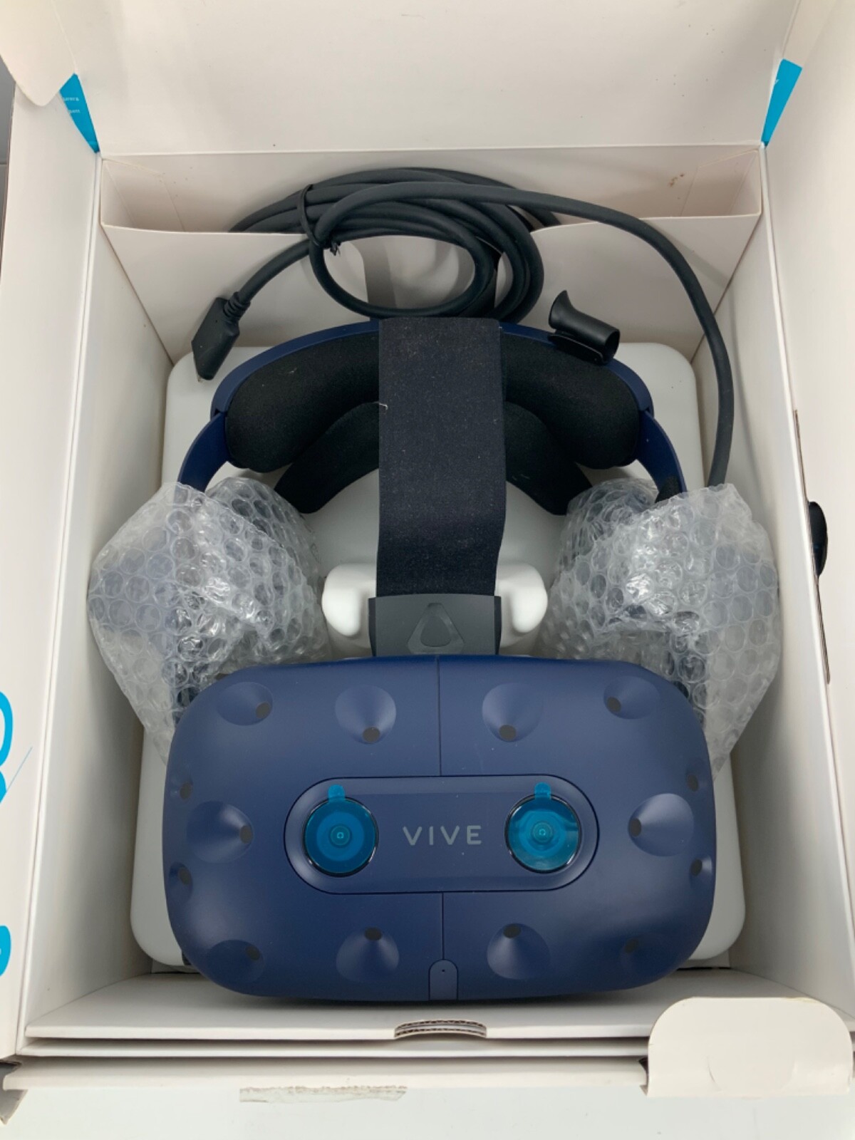 HTC Vive Pro EYE VR Virtual Reality System Headset Full Kit eBay