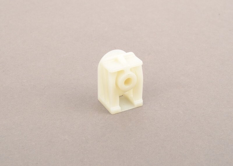 BMW E87 F45 C-CLIP Fender Exterior Body Nuts Genuine 07147311312  