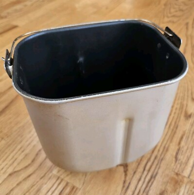 Sunbeam Bread Maker Model 5891 Replacement Pan And Paddle Only 