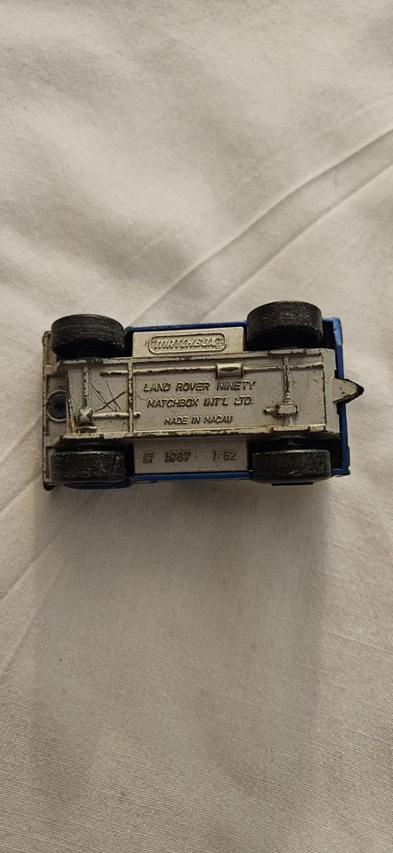 Land Rover Ninety 1987 Matchbox azul vintage de colección en muy buena condición 1:62 hecho en Macao Foto 4 de 4