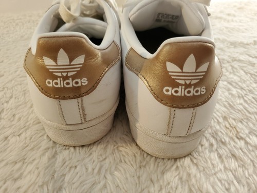 clam shell toe adidas