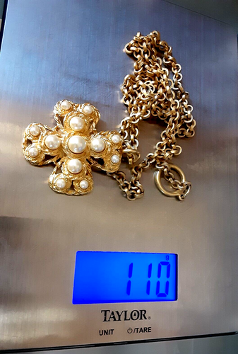 Vintage Faux Pearl Matte Gold Gilt Maltese Cross Couture Necklace - Picture 5 of 16