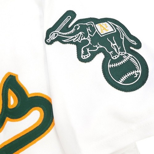 Mark McGwire Oakland Athletics 1989 World Series Home White Jersey Men's (S-3XL) - Picture 6 of 6