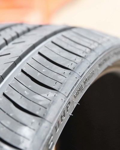 1 NEW ATLAS FORCE UHP 295/30R24 104V Tire - Picture 3 of 8