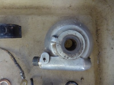 1975 Kawasaki KE125 Enduro K20917) misc bike bolts parts mount