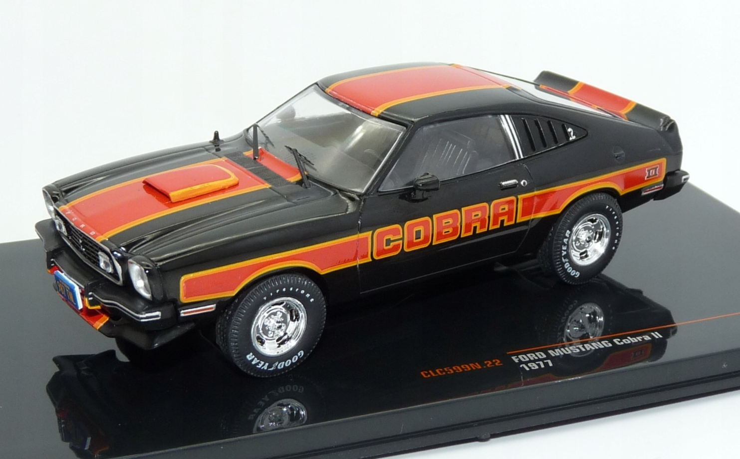 IXO 1/43 DIECAST 1977 FORD MUSTANG COBRA 2 II BLACK/RED & ORANGE STRIPES CLC599