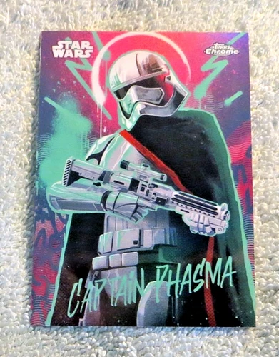 2025 Topps Chrome Star Wars Captain Phasma Galactic Graffiti #GG-6 SSP Case Hit