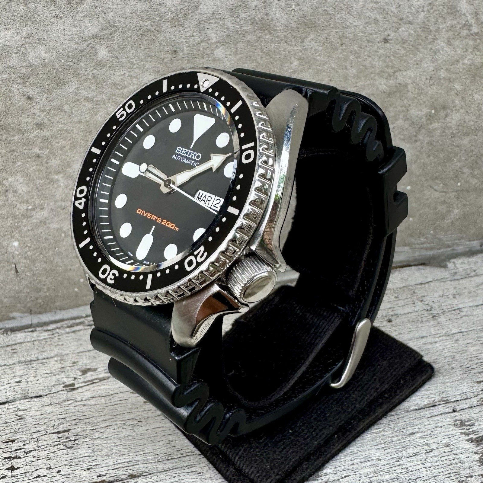 Seiko Automatic Diver's 200m SKX007 7S26-0020 Scuba Diver JDM Black Bezel 42mm image 3