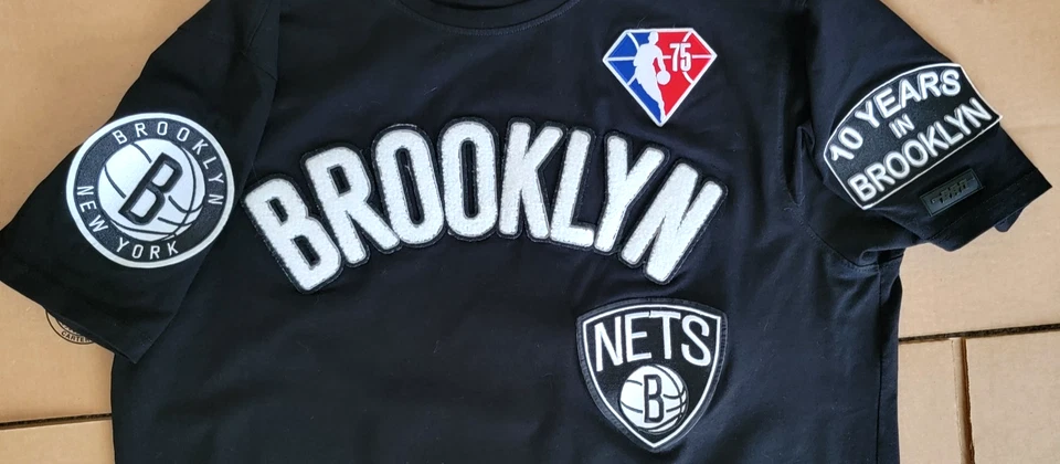 Pro Standard Youth Brooklyn Nets 10 Yr Anniversary Black Embossed Logo TShirt XL - Image 4 of 4