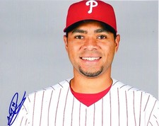 Autographed 8x10 JEANMAR GOMEZ Philadelphia Phillies photo - COA