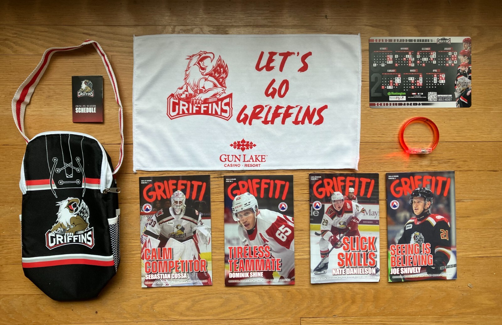 4 GRAND RAPIDS GRIFFINS GRIFFITI 2024-25 ZIP BAG, MAGNET, SKED, + TOWEL