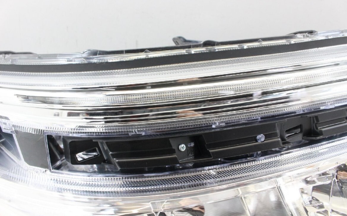 Headlight Right Assembly Genuine TOYOTA VOXY ZRR80 New From