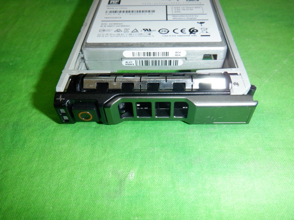 Dell EMC 3.84TB 2.5" SAS 12Gb/s SSD with Dell GEN 12 Caddy - Image 2 of 4