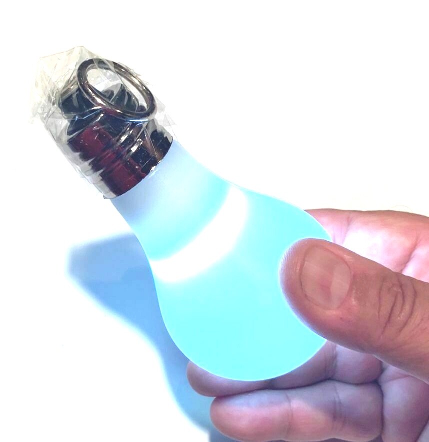 Lampe LED Magique Qui S'allume Dans La Main - Tour De Magie Close-up, Facile à Apprendre - Gadget Comédie Pour Débutants Et Pros - 5